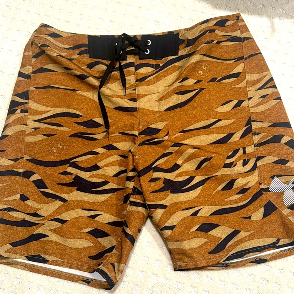 Under Armor Heat Gear Trunks
